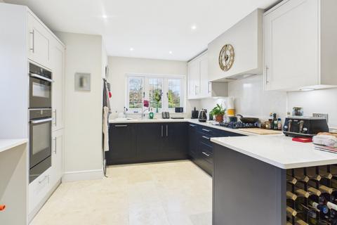 4 bedroom detached house for sale, Beeches Drive, Farnham Common, Buckinghamshire, SL2