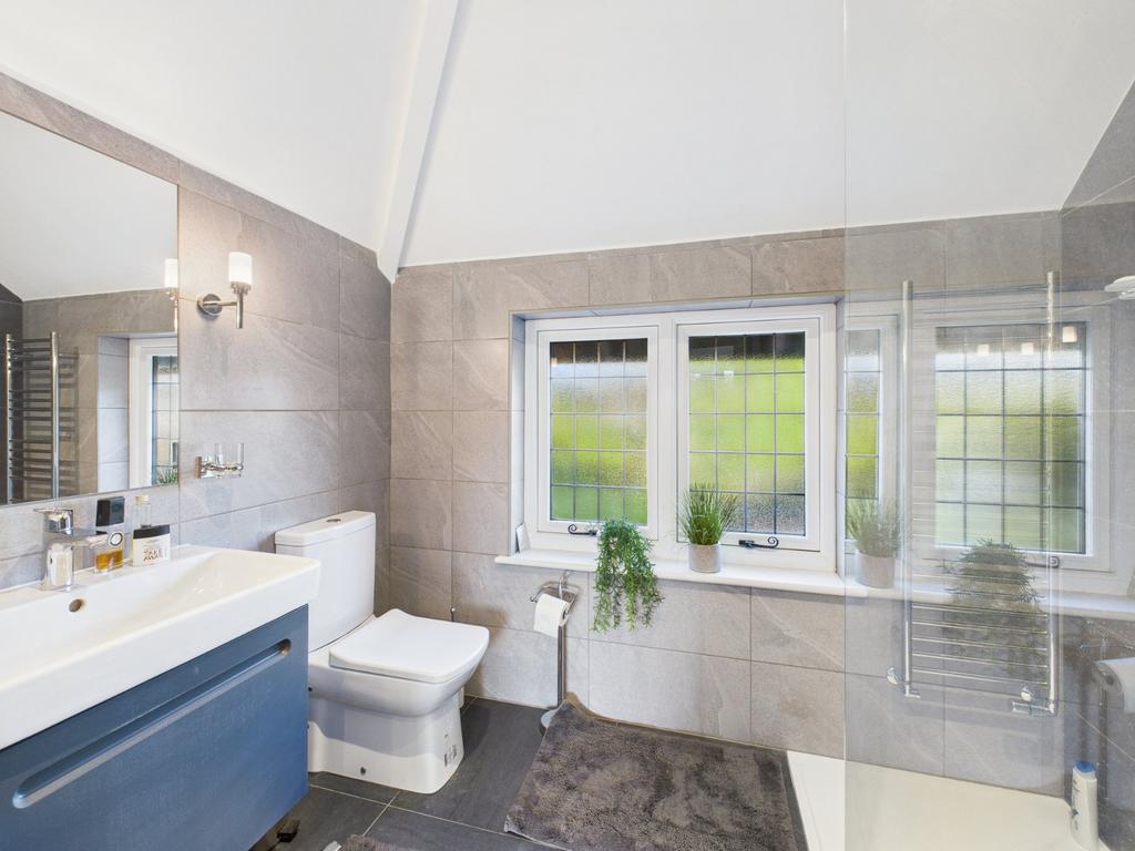 En Suite Shower