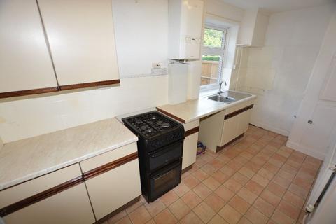 2 bedroom semi-detached house to rent, Bridge Grove, Doncaster