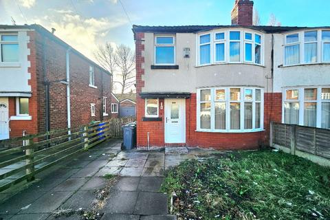 3 bedroom semi-detached house to rent, Delacourt Road, Fallowfield