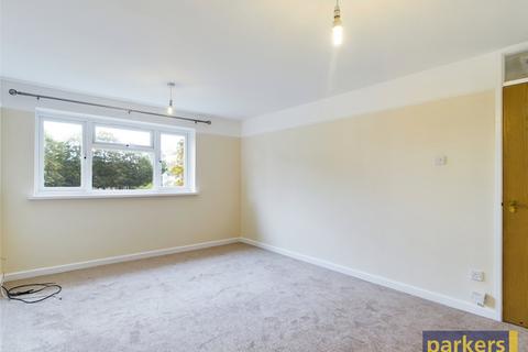 2 bedroom maisonette for sale, Shackleton Way, Reading RG5