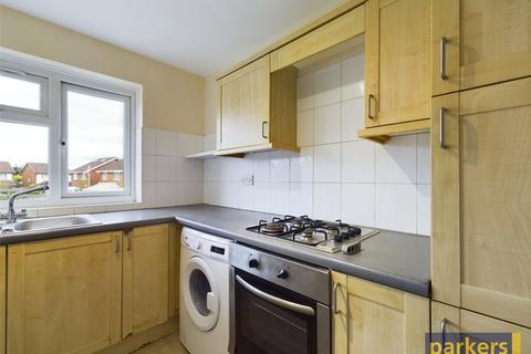 2 bedroom maisonette for sale, Shackleton Way, Reading RG5