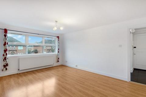 2 bedroom flat to rent, EN5