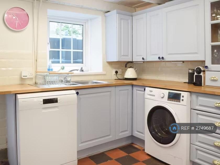 Kitchen 3