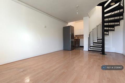 1 bedroom terraced house to rent, Elgar Close, London, E13