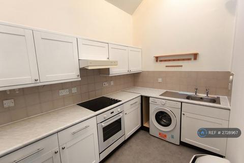 1 bedroom terraced house to rent, Elgar Close, London, E13