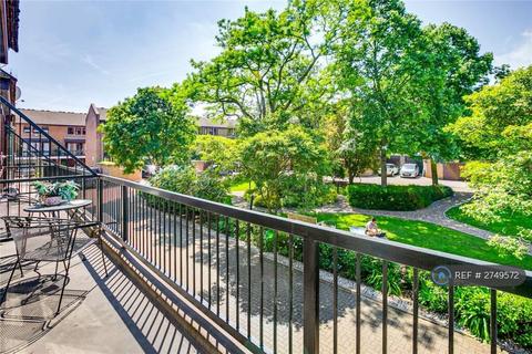 undefined, Cheryls Close, London, SW6