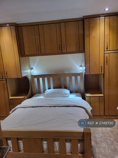 1 bedroom in a house share to rent, Colliers Way, Reading, RG30