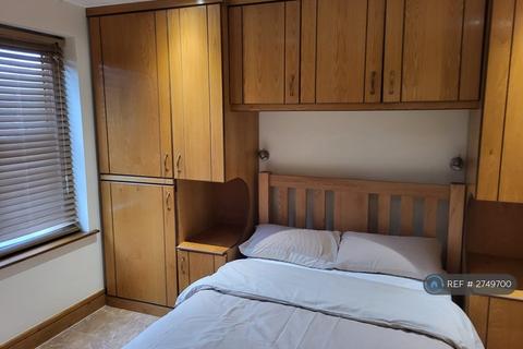 undefined, Colliers Way, Reading, RG30