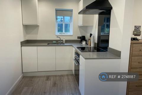 1 bedroom in a house share to rent, Grange Way, Broadstairs, CT10