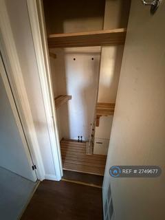 1 bedroom flat to rent, Ram Passage, Kingston Upon Thames, KT1