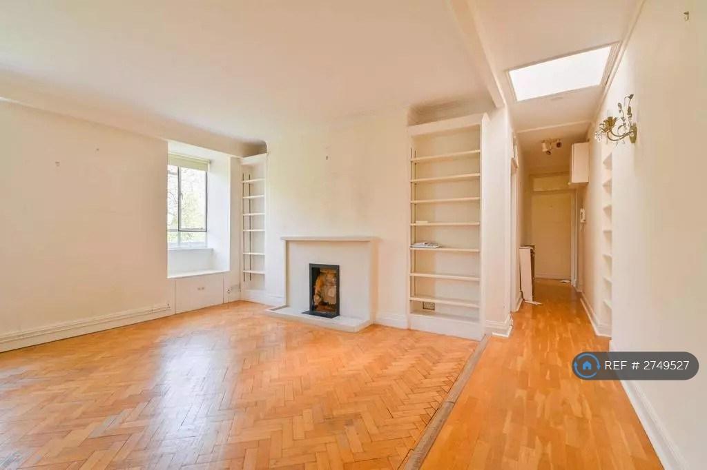 Living Room (Unfurnished)