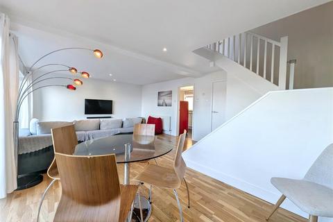 3 bedroom terraced house for sale, Harbour Strand, Bembridge, PO35 5NP