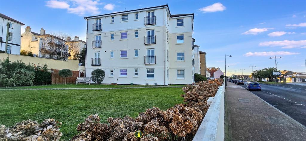 Side of Solent Court