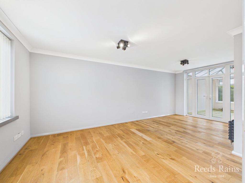 Sitting/Dining Room