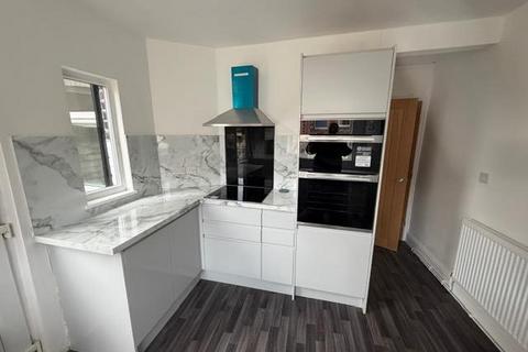 3 bedroom terraced house to rent, Rowson Street, Wallasey