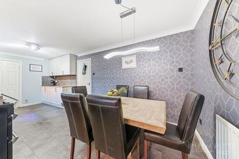 undefined, Greenbank Close, Castleford WF10