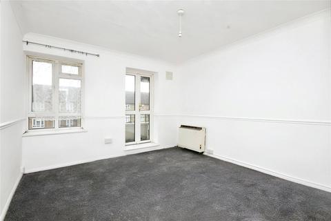 1 bedroom apartment to rent, Braintree Road, Dagenham, RM10
