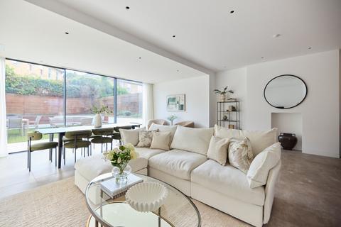 5 bedroom terraced house to rent, Springfield Road, St John's Wood, London