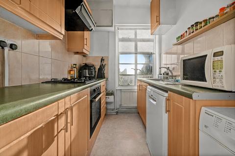 1 bedroom flat to rent, Rossmore Court, Park Road, London
