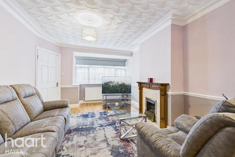 3 bedroom end of terrace house for sale, Whittington Avenue, Hayes