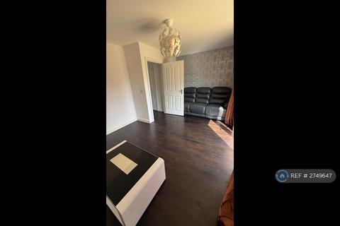 3 bedroom semi-detached house to rent, Longhorn Drive, Milton Keynes, MK8