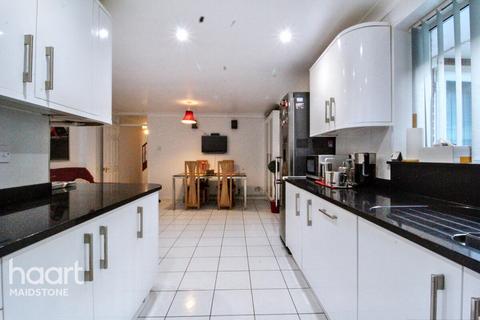 undefined, London Road, Aylesford