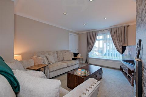 3 bedroom terraced house for sale, Elphinstone Crescent, East Kilbride