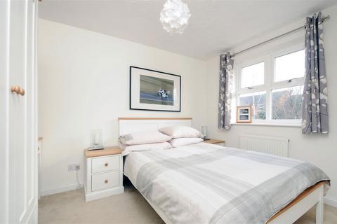 undefined, Henry Doulton Drive, London SW17