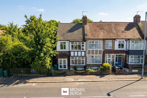 Winchester Road, London, E4