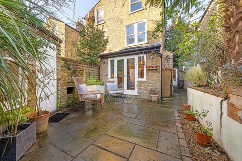 2 bedroom flat for sale, Helix Road, SW2