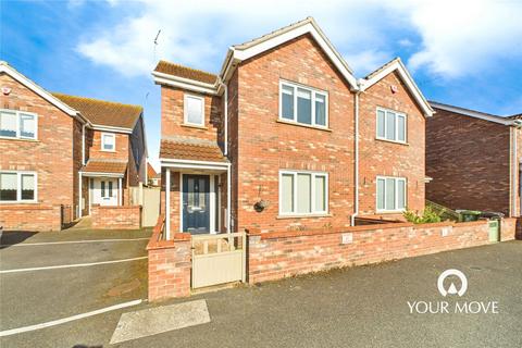 3 bedroom detached house to rent, Westbourne Court, Gorleston NR31