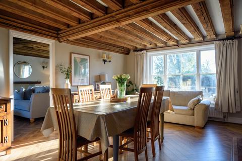 5 bedroom detached house for sale, Moat Road, Headcorn