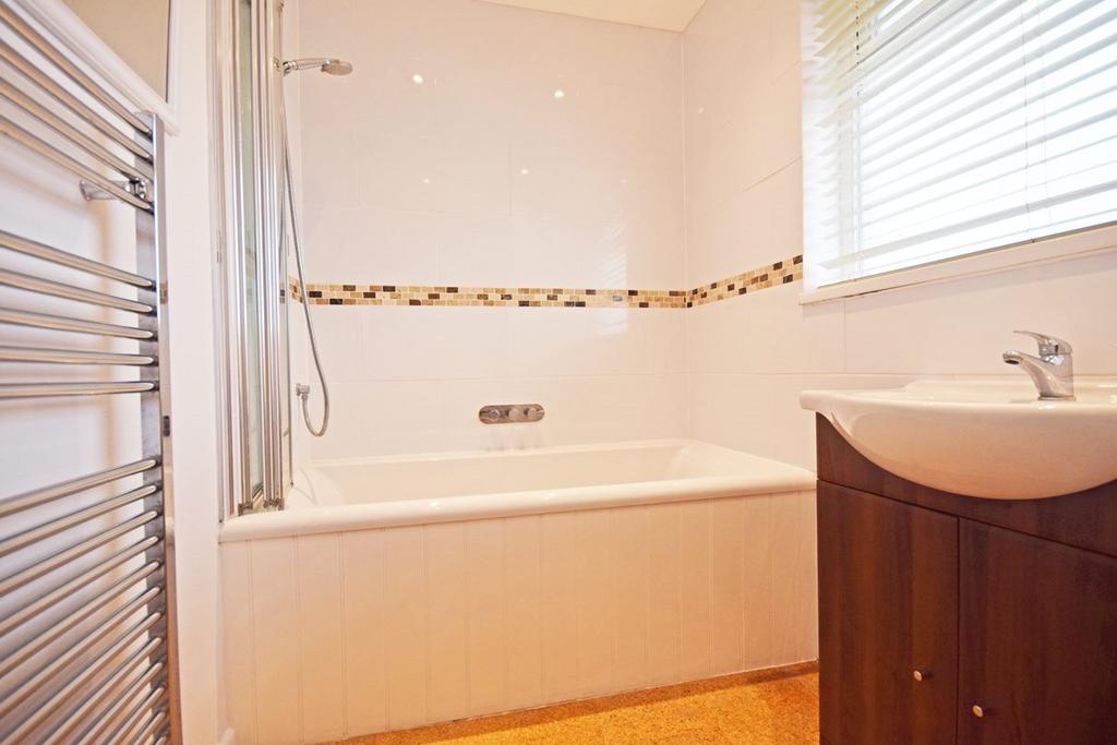 Ground Floor Bathroo
