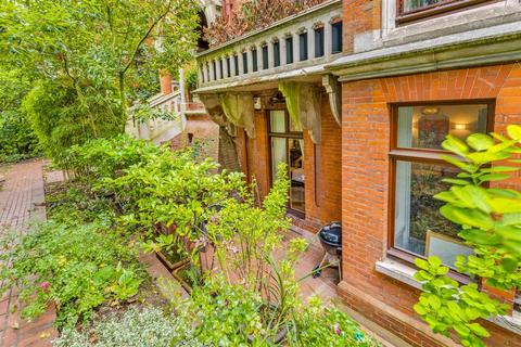2 bedroom flat for sale, Fitzjohns Avenue, Hampstead, NW3