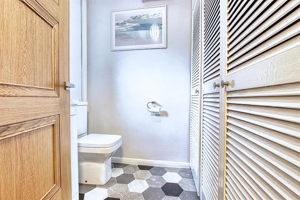Ground floor wc