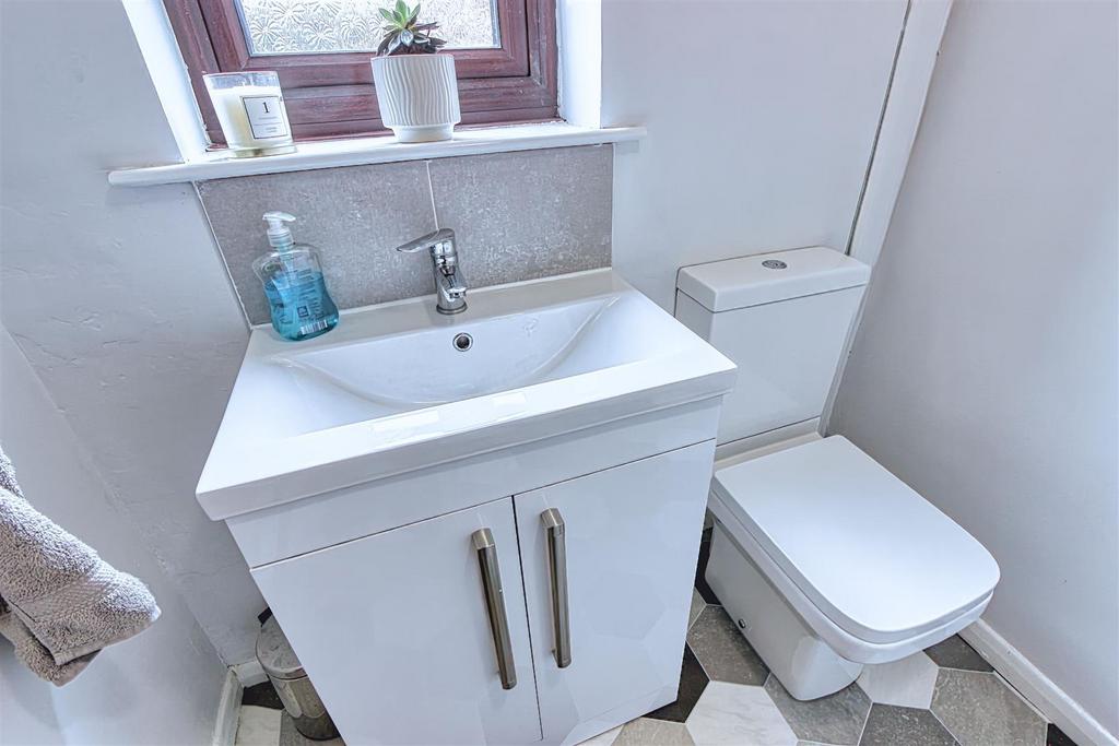 Ground floor wc