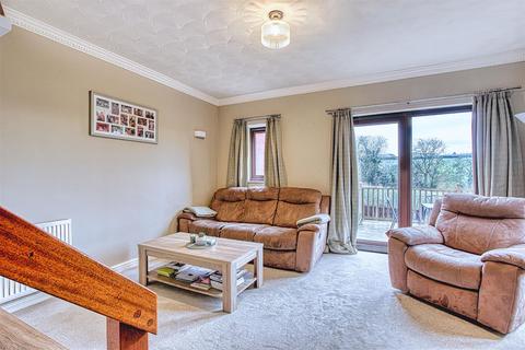 3 bedroom detached house for sale, Houldsworth Drive, Chesterfield S41