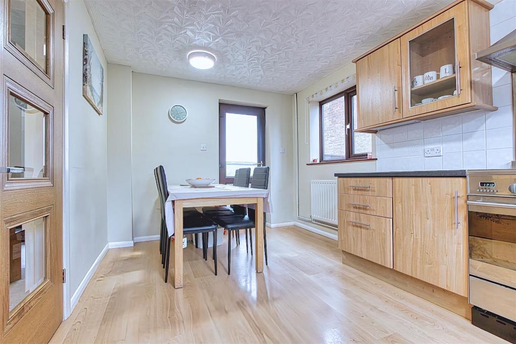 Kitchen diner
