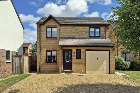 3 bedroom detached house for sale, Primrose Way, Stamford