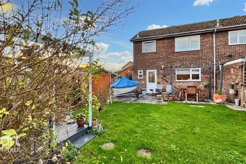 3 bedroom semi-detached house for sale, Westmorland Close, Mistley, Manningtree, Essex