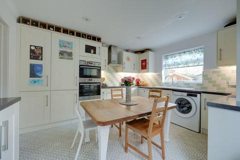 4 bedroom detached house for sale, The Warren, Burgess Hill, RH15