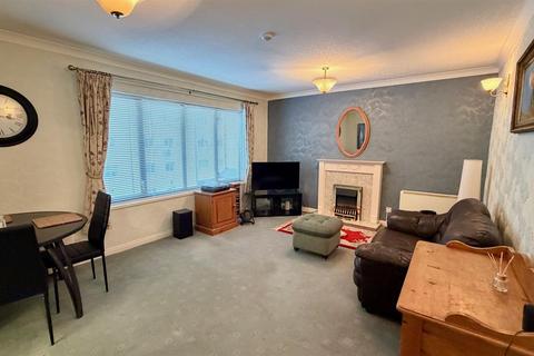 1 bedroom apartment for sale, Carmen Sylva Road, Llandudno