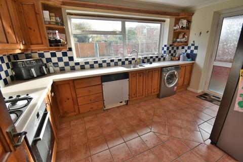 4 bedroom detached house for sale, Wollaton Road, Ferndown, BH22