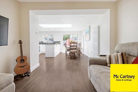 3 bedroom terraced house for sale, Gloucester Avenue, Chelmsford, CM2