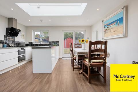 3 bedroom terraced house for sale, Gloucester Avenue, Chelmsford, CM2