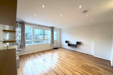 3 bedroom maisonette to rent, Buckingham Road, London, E15 1SW
