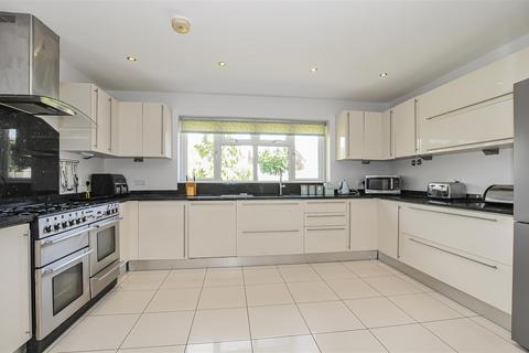 undefined, Oakwood Road, Bricket Wood, St. Albans