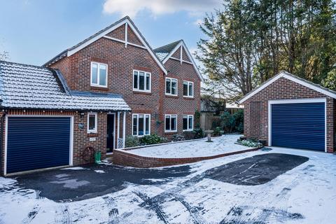 undefined, Cricketers Close, Ashington, RH20