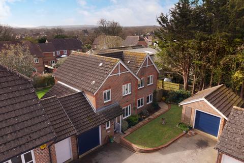 undefined, Cricketers Close, Ashington, RH20